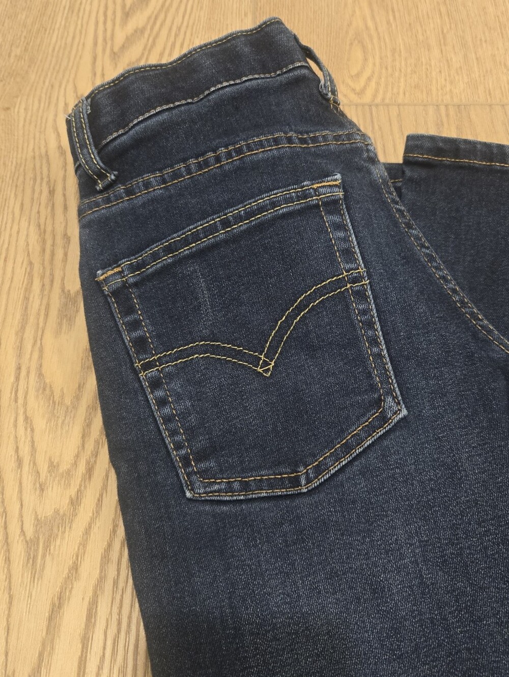 Levi's 511 Boy's Slim Straight Jeans in Dark Indigo, Size 10R, W25, L26 - Picture 7 of 7